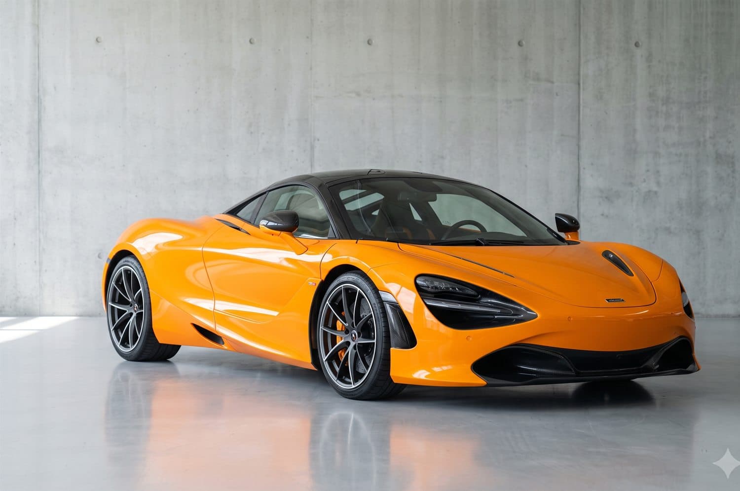 2022 McLaren 720S Performance